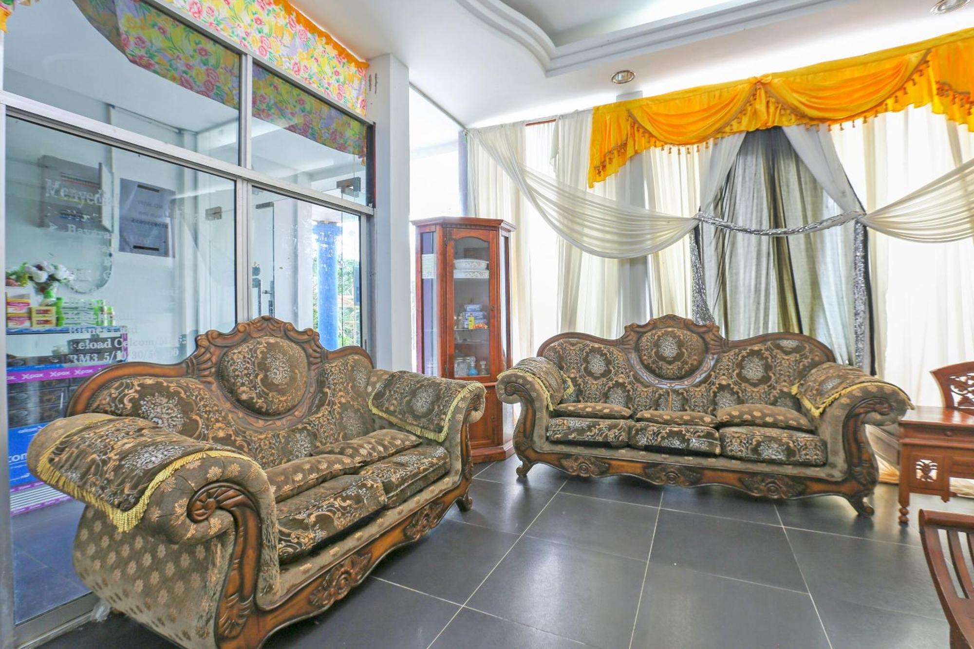 Oyo 89933 Nun Hotel Jeli Εξωτερικό φωτογραφία