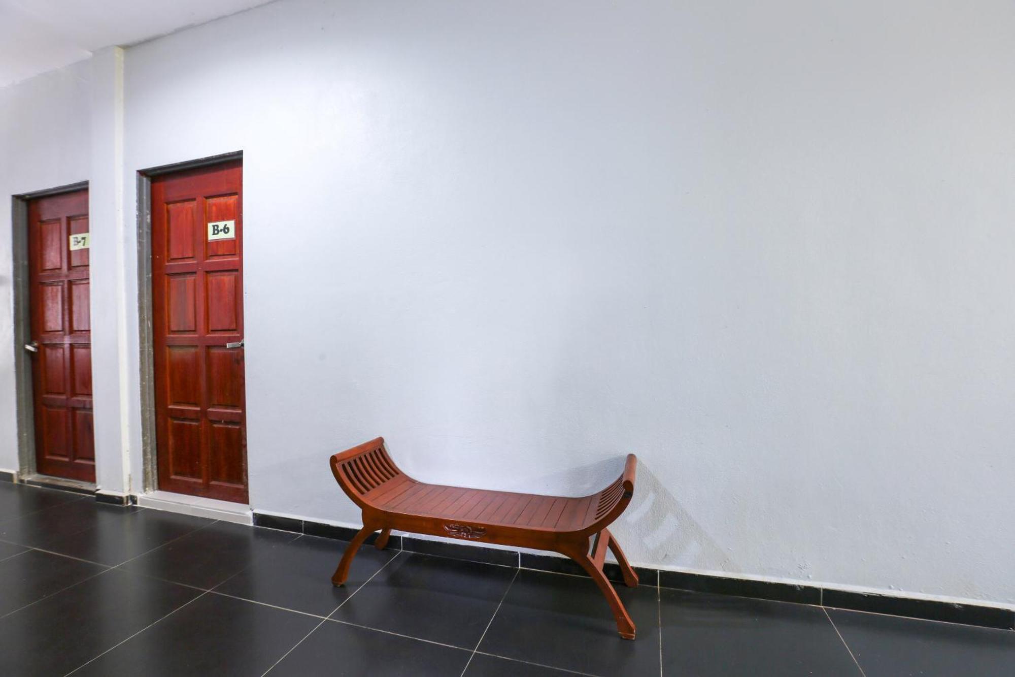 Oyo 89933 Nun Hotel Jeli Εξωτερικό φωτογραφία
