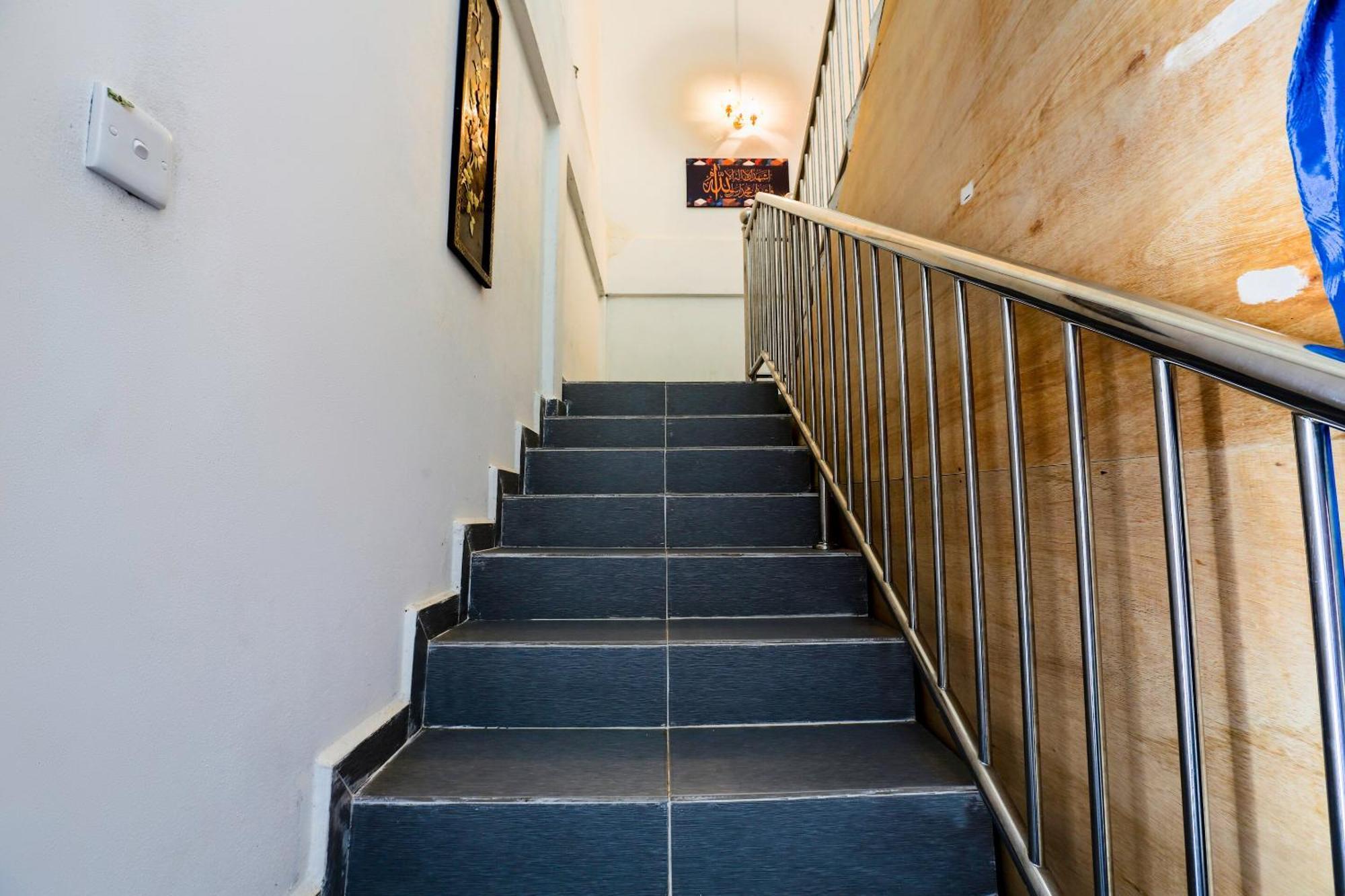Oyo 89933 Nun Hotel Jeli Εξωτερικό φωτογραφία