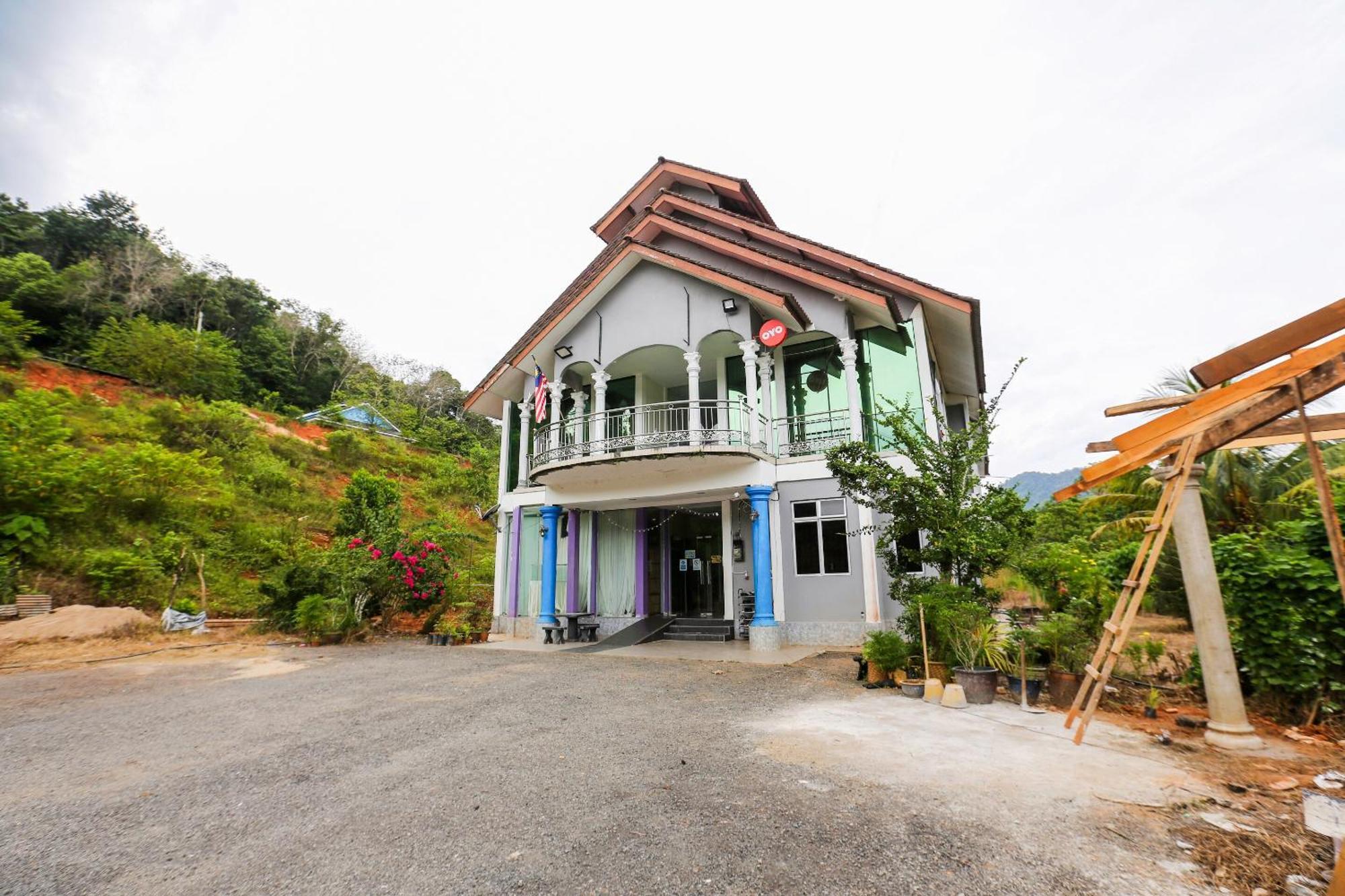 Oyo 89933 Nun Hotel Jeli Εξωτερικό φωτογραφία